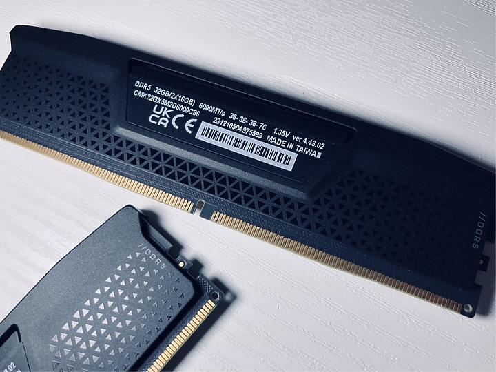 「來自大海的召喚」Corsair 海盜船 Vengeance 復仇者 DDR5 – 6000 C36 簡單開箱分享