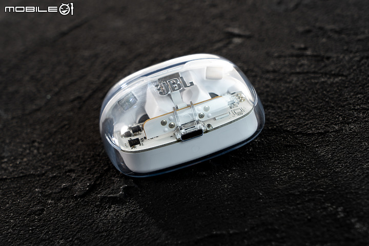 JBL Tune Beam Ghost 真無線降噪耳機體驗報告｜透視風潮強勢來襲！