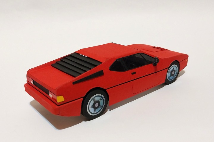 〔手作車典藏〕手作BMW M1 &奧迪Quattro 復活跑格