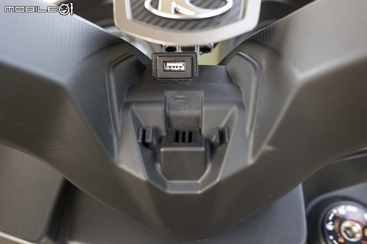 2023 KYMCO GDINK CT300 試駕｜堅守踏板唯二車款 大燈進化更加有型