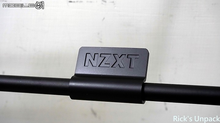 點我看大圖 【開箱】美型耳架兼DAC | NZXT SWITCHMIX