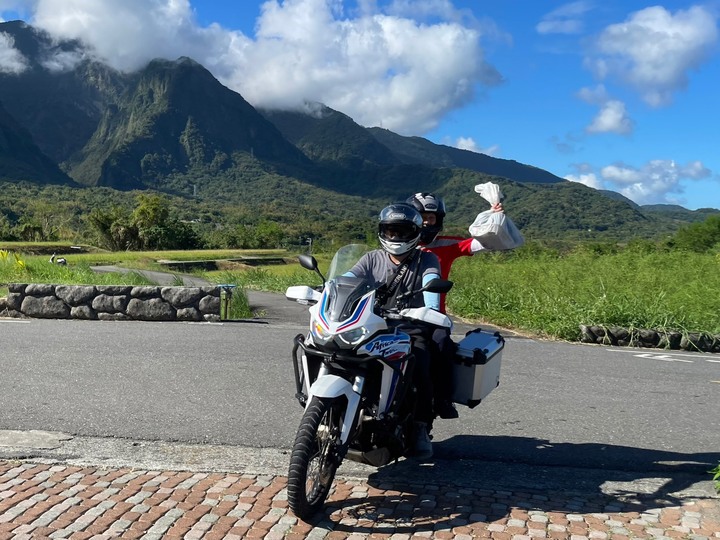 重機環島 By Honda NT1100, Africa Twin非洲雙CRF1100, CBR650R, Suzuki DL650, SYM Joymax Z300