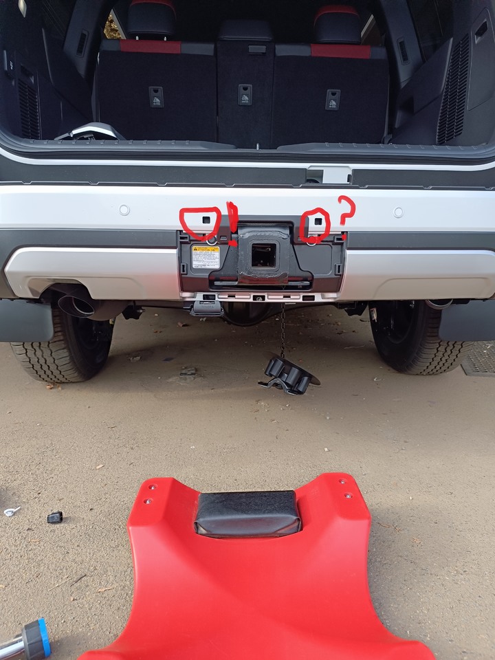 Land cruiser 200 與300 細節差異比較，延伸論台灣同好是否該入手兄弟車LX570?