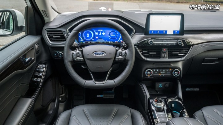 24年式Kuga Vignale傳改客貨車認證降低門檻,1.5T有望新增ST-Line新車!