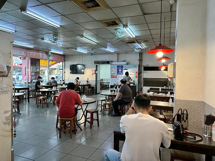 台南東區｜億哥牛肉湯後甲店＿近南紡24小時營業牛肉湯