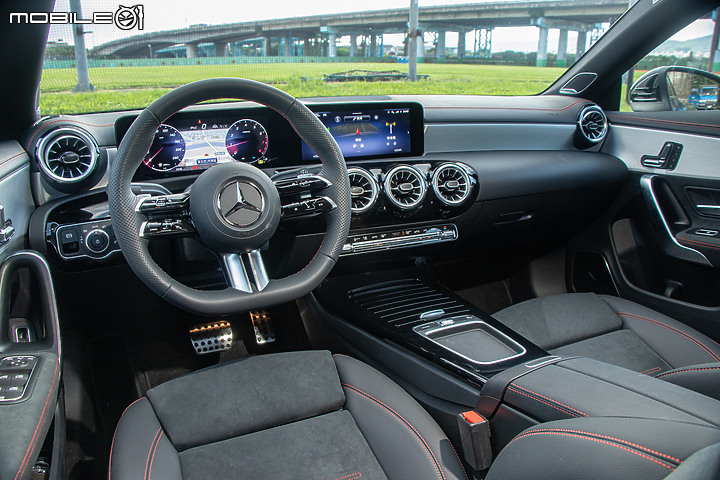 Mercedes-Benz CLA 200 Coupe 小改款試駕|不是只有顏值能說嘴!