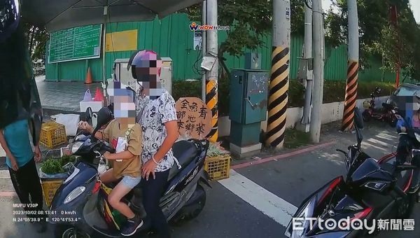 騎士衰變夾心餅乾!點名「2+1人」嘜走菜販路口擺攤吞罰單