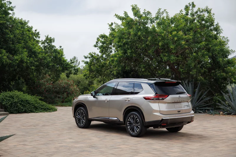 台灣才剛開賣就改款?Nissan Rogue/X-Trail於北美推小改款式樣!