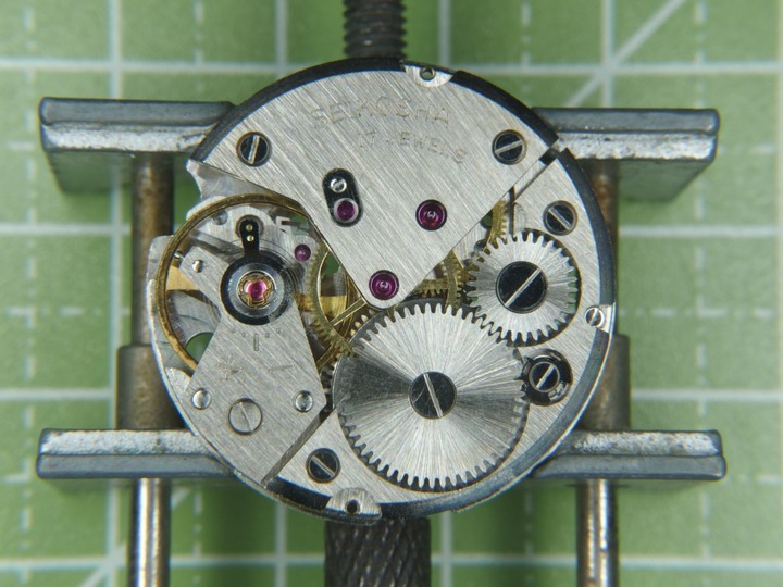 自娛玩修錶 - 原點(之二): Seiko精工Laurel桂冠手上鏈老錶 (cal. "Seiko Laurel")