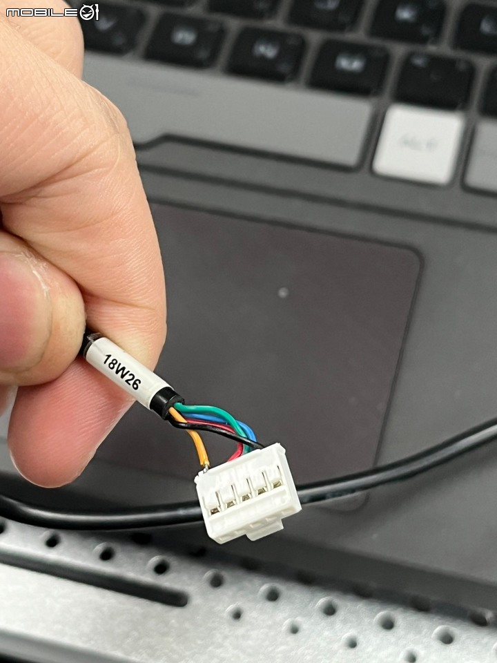 ARDUINO版如何接上一般電腦主機板使用的5PIN ARGB燈珠
