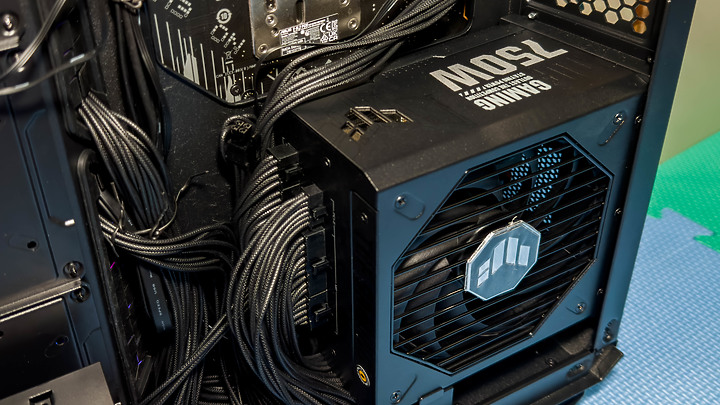 ROG RYUO III 240 ARGB - 世代更迭紀錄文