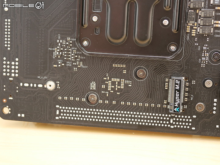 體積雖小功能齊全 ASRock 華擎 B650I Lightning WiFi ITX 開箱