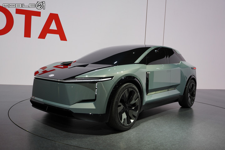 2023 Japan Mobility Show 日本移動展現場直擊 Vol.2|概念車與量產車齊發、全新Crown車系受人矚目!