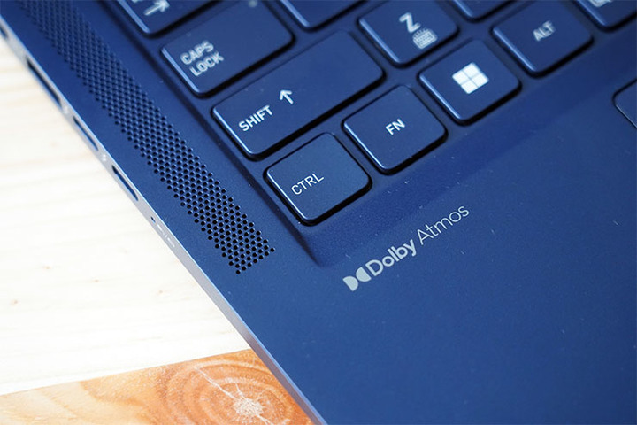 Dynabook Portégé X40L-K 開箱與深度評測:極致輕薄攜帶無負擔,純正日系風格打造精品級質感!
