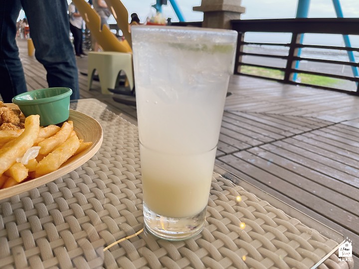 點我看大圖 屏東東港|豐BAR FENGBAR_超CHILL海景咖啡廳