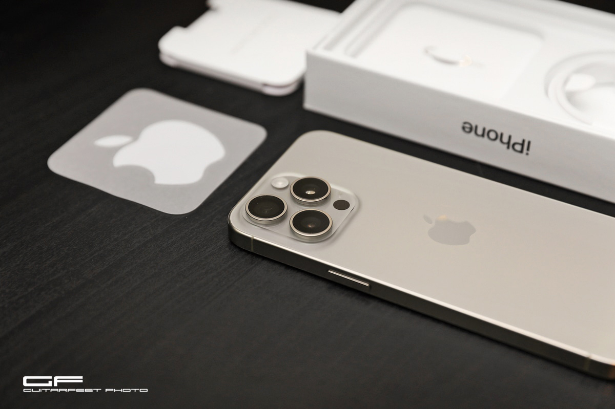 --鈦普C了-- Apple iPhone 15 Pro Max 原色鈦超遲簡易開箱