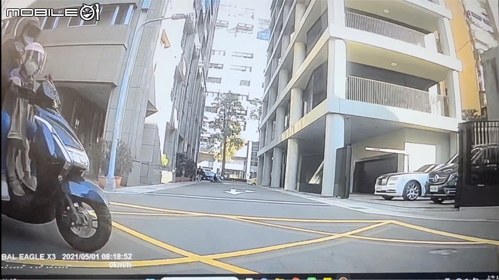 要手機連動才會有正確時間? 求推行車紀錄器