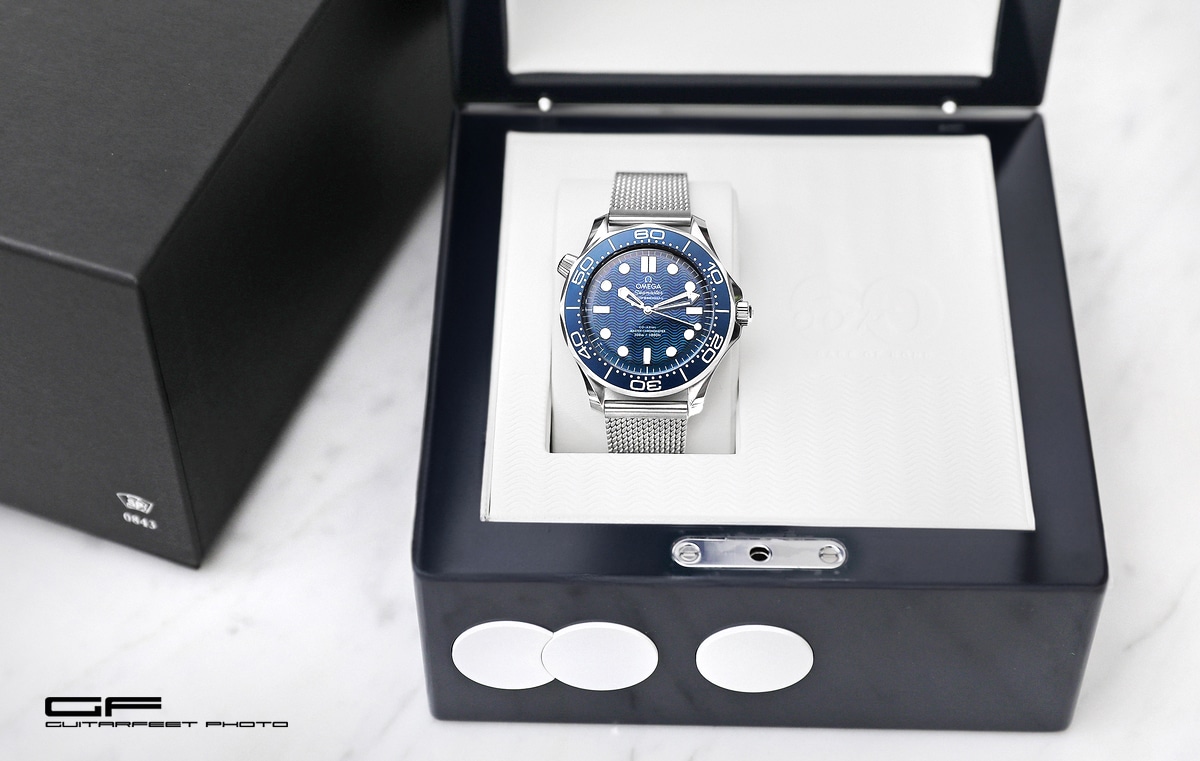 --甲子龐德-- Omega Seamaster 300m James Bond 60周年紀念腕錶開箱