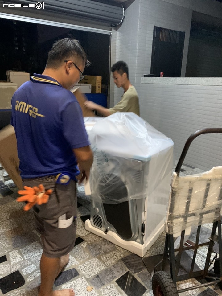 【體驗文】LG 免曬衣乾衣機，解放媽媽雙手，還給媽媽一夜好眠。