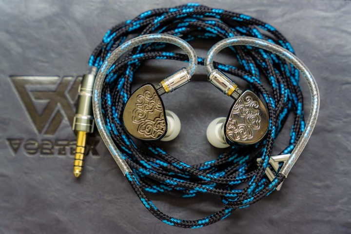 [開箱] VORTEX CABLES _Seraphina均衡適配性高 升級線