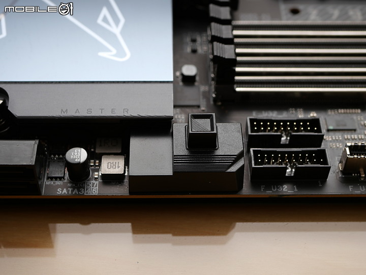 [GIGABYTE 技嘉] 雙鷹神大師 AORUS MASTER X Z790 & 4080 開箱
