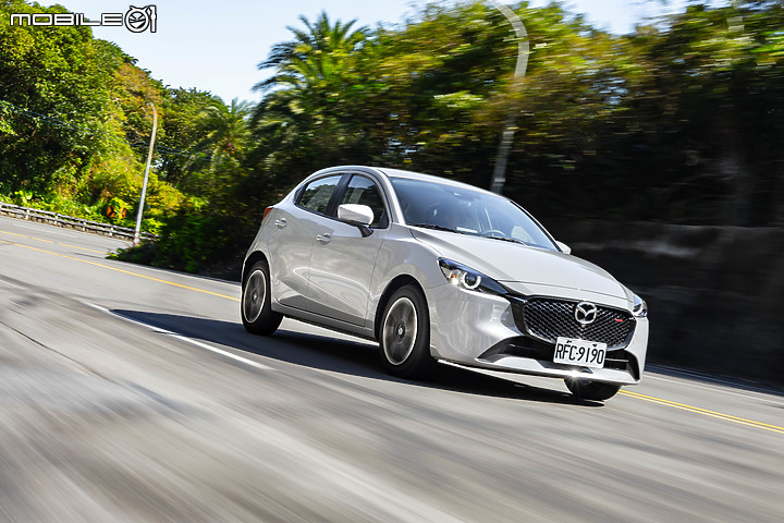 Mazda 2 15S Urban Sport 小改款試駕｜日式魂動美學，換臉再戰！
