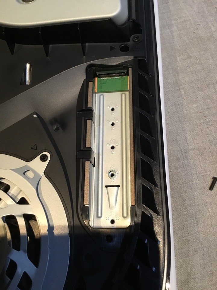 PS5 擴充SSD 保護蓋 蓋不起來