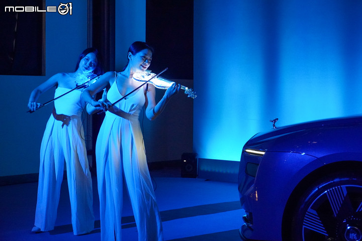 Rolls-Royce首輛純電轎跑車Spectre 正式上市|展現無以倫比的電動化奢華美學!