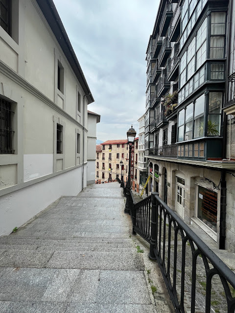 2023歐遊美術館40天 - 第28 - 30天 - 精緻的畢爾包 (Bilbao) - 畢爾包古根漢博物館 (Guggenheim Bilbao Museoa)