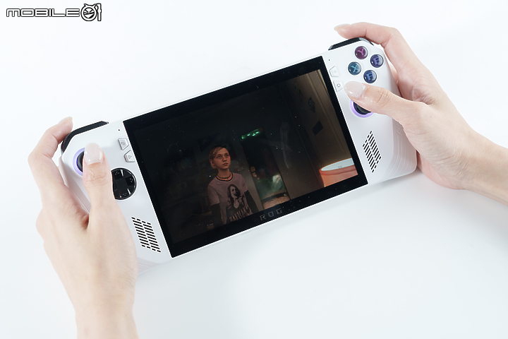 迎接 PC 遊戲新玩法｜ROG Ally、Steam Deck 長時間實際使用大對決！