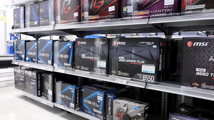 仲夏秋葉原，電腦 DIY 抽樣產品價格差異、賣場形式、組裝電腦生態，親身感受異同