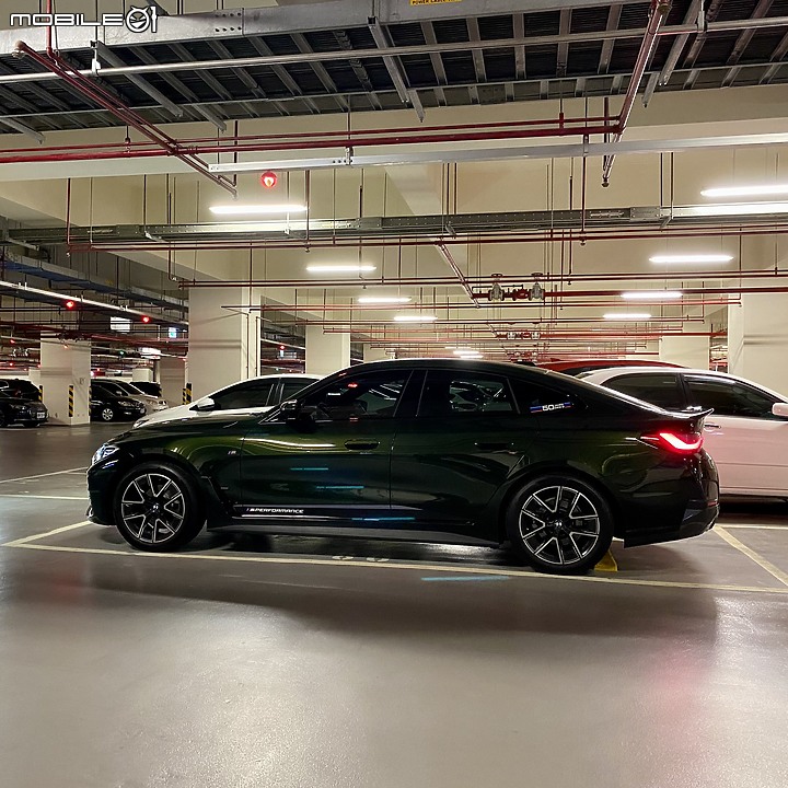 擁有過最奇耙的顏色 BMW G26 C4E 簡易微開箱