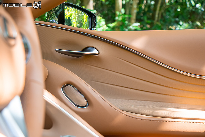 Lexus LC 500 Convertible 新年式試駕|多了貼心的升級內容,還是八缸、敞篷更讓人心動!