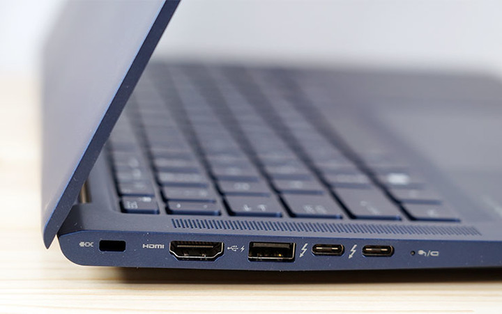 Dynabook Portégé X40L-K 開箱與深度評測:極致輕薄攜帶無負擔,純正日系風格打造精品級質感!