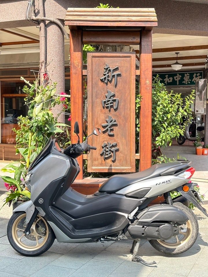 Yamaha NMAX不專業開箱