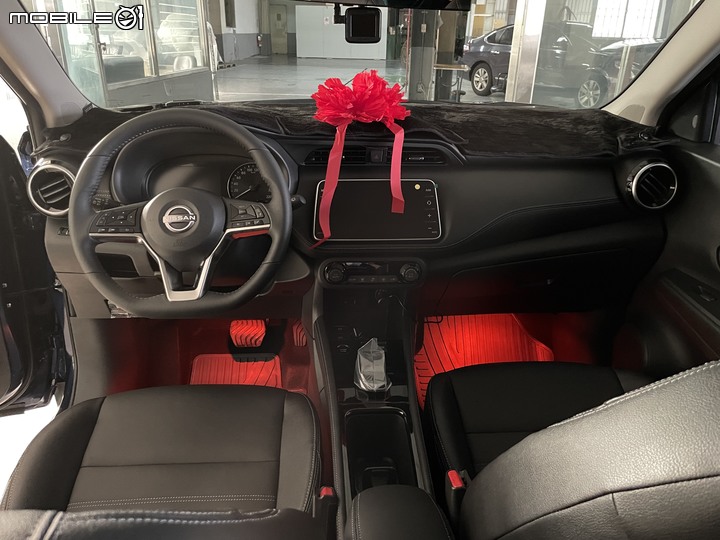 [開箱] NISSAN KICKS e-POWER～新車開箱 星夜藍～全台神單版