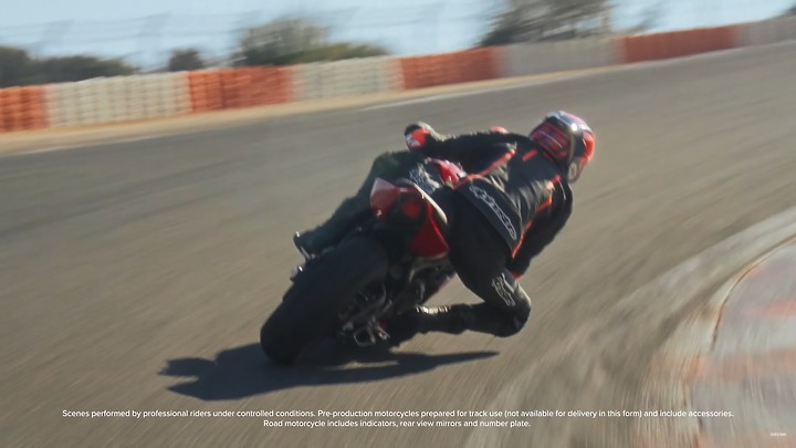2024 HONDA CBR650R 哇靠，變帥了，很醜的短尾終於改掉了 😁