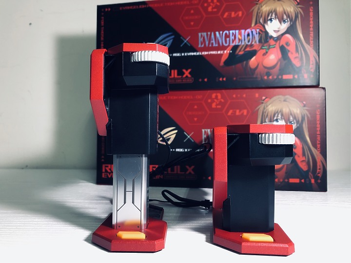 點我看大圖 「明日香-限定聯名版顯示卡支撐架」ROG Herculx EVA-02 Edition