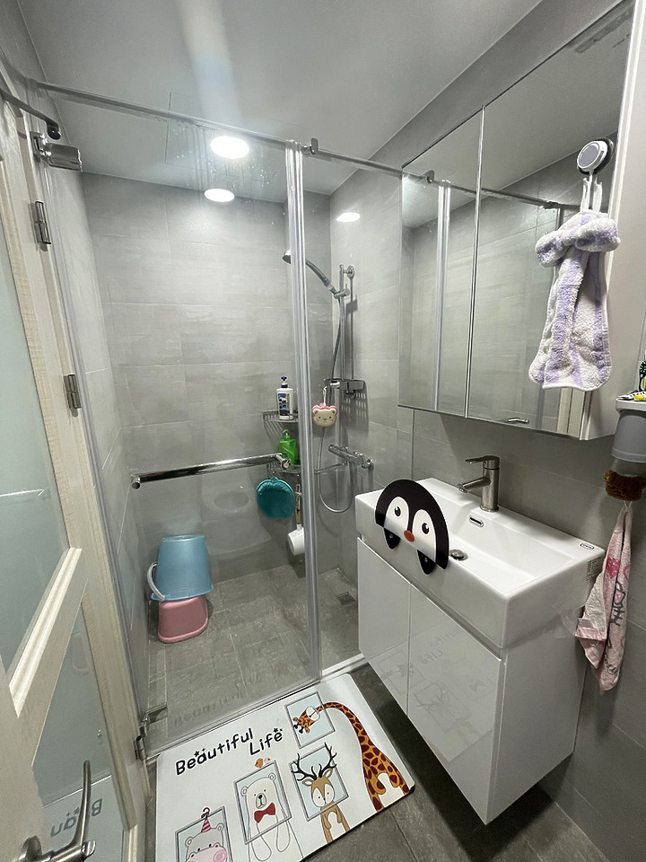 【開箱】Hello Kitty溫馨白色小家～30年台南透天老屋翻新