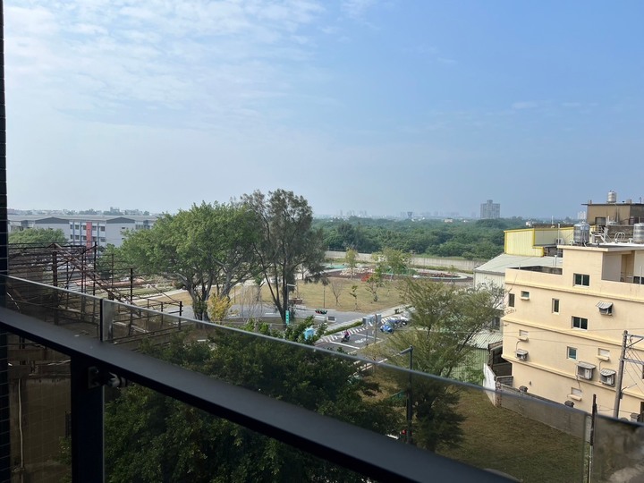點我看大圖 公道三公園景觀三房+平車