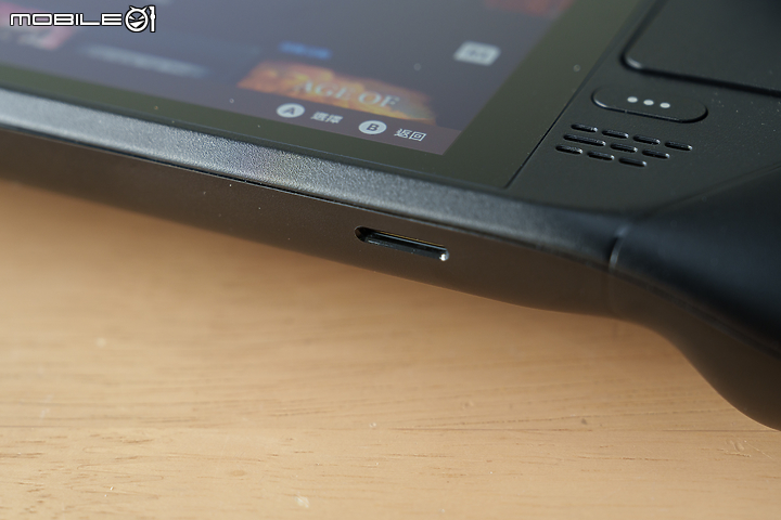 迎接 PC 遊戲新玩法｜ROG Ally、Steam Deck 長時間實際使用大對決！