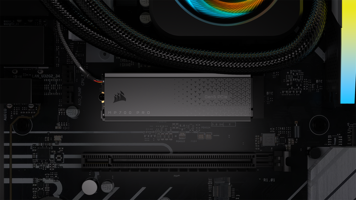 Corsair 推出 MP700 Pro Gen5 PCIe M.2 SSD 以最高 1.2 GB／s 讀寫速度演出最高效能