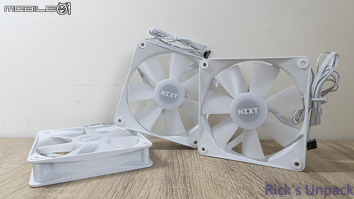 【開箱】潔白無瑕高效能 | NZXT KRAKEN 360 RGB WHITE