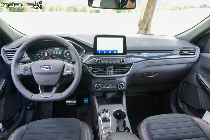 Ford Kuga EcoBoost180 ST-Line Sport 試駕|千呼萬喚始出來,帥氣外型身兼均衡性能實力!