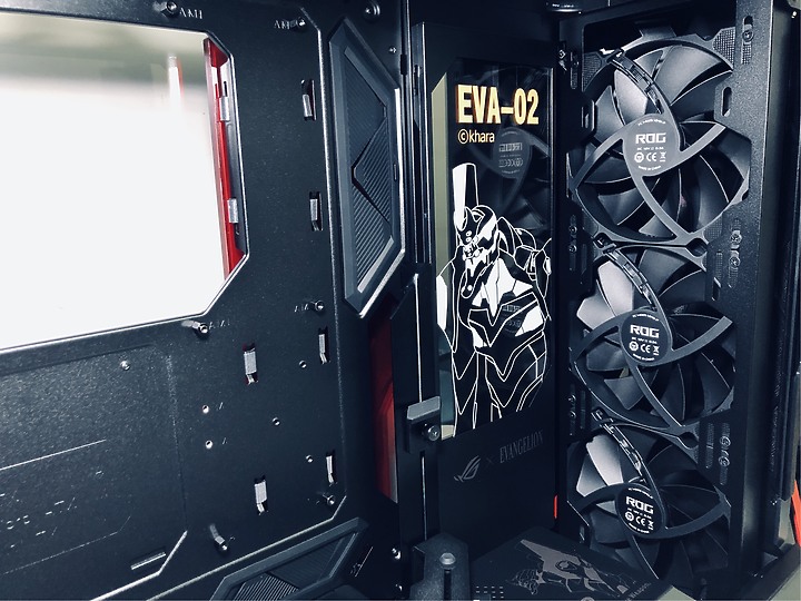 「明日香－限定聯名版 創世神機殼」ROG Hyperion EVA-02 Edition