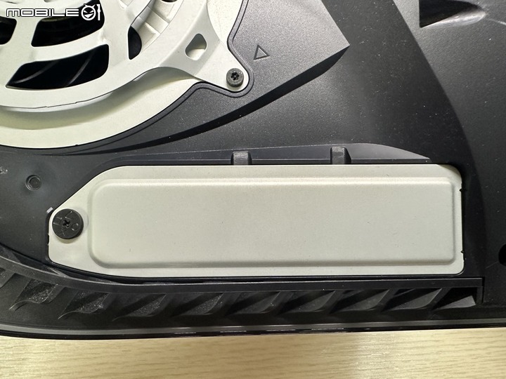 【開箱】Seagate PS5 SSD | SONY官方授權版 Seagate Game Drive PS5 NVMe SSD 1TB