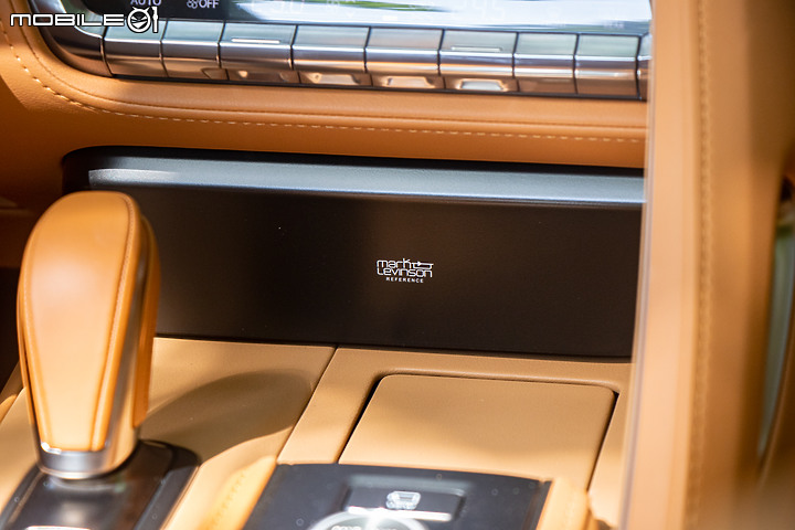 Lexus LC 500 Convertible 新年式試駕|多了貼心的升級內容,還是八缸、敞篷更讓人心動!