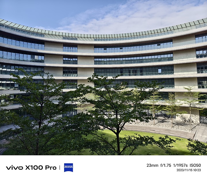 vivo X100 Pro相機初試｜望遠玩出新境界！ft.iPhone 15 Pro Max