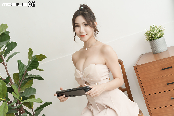 迎接 PC 遊戲新玩法｜ROG Ally、Steam Deck 長時間實際使用大對決！