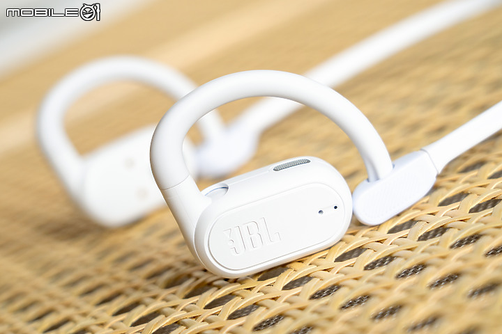 JBL Soundgear Sense 開放式耳機體驗｜穩固性與低音的雙重強化！